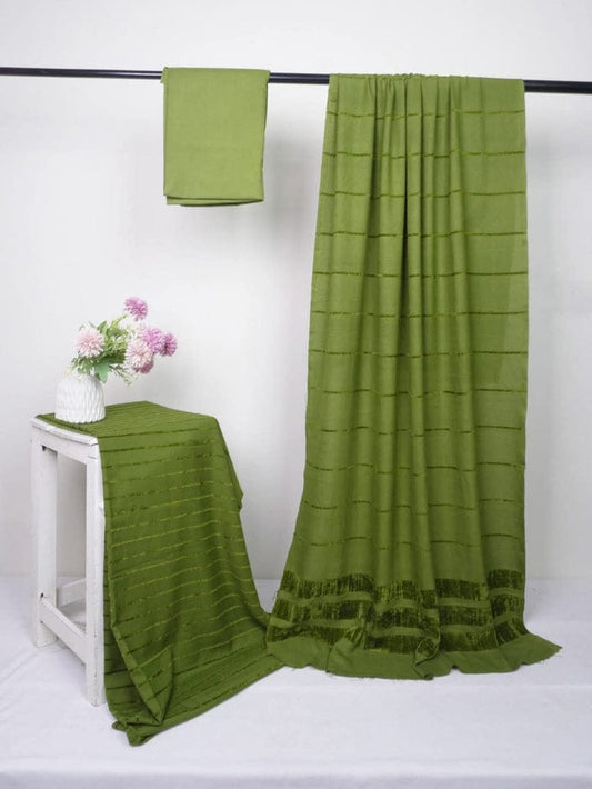Parrot green Alpine Velvet Dhank from Hayadar Clothing's winter collection, featuring a plush, luxurious fabric design.