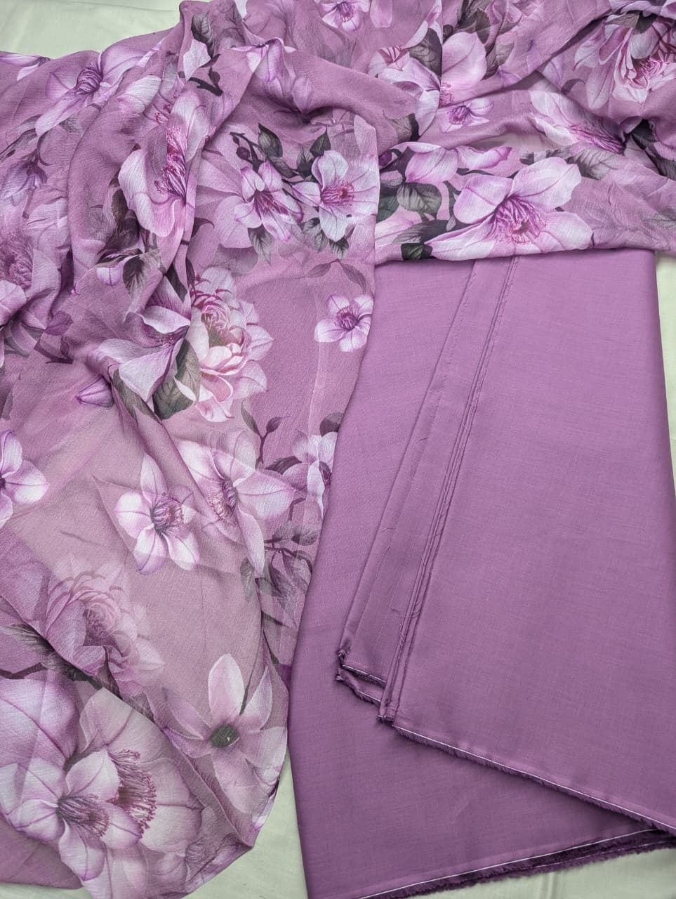 3-Pc Luxury Plain Suit | Bamber Print Dubatta [Lilac Bloom Color]